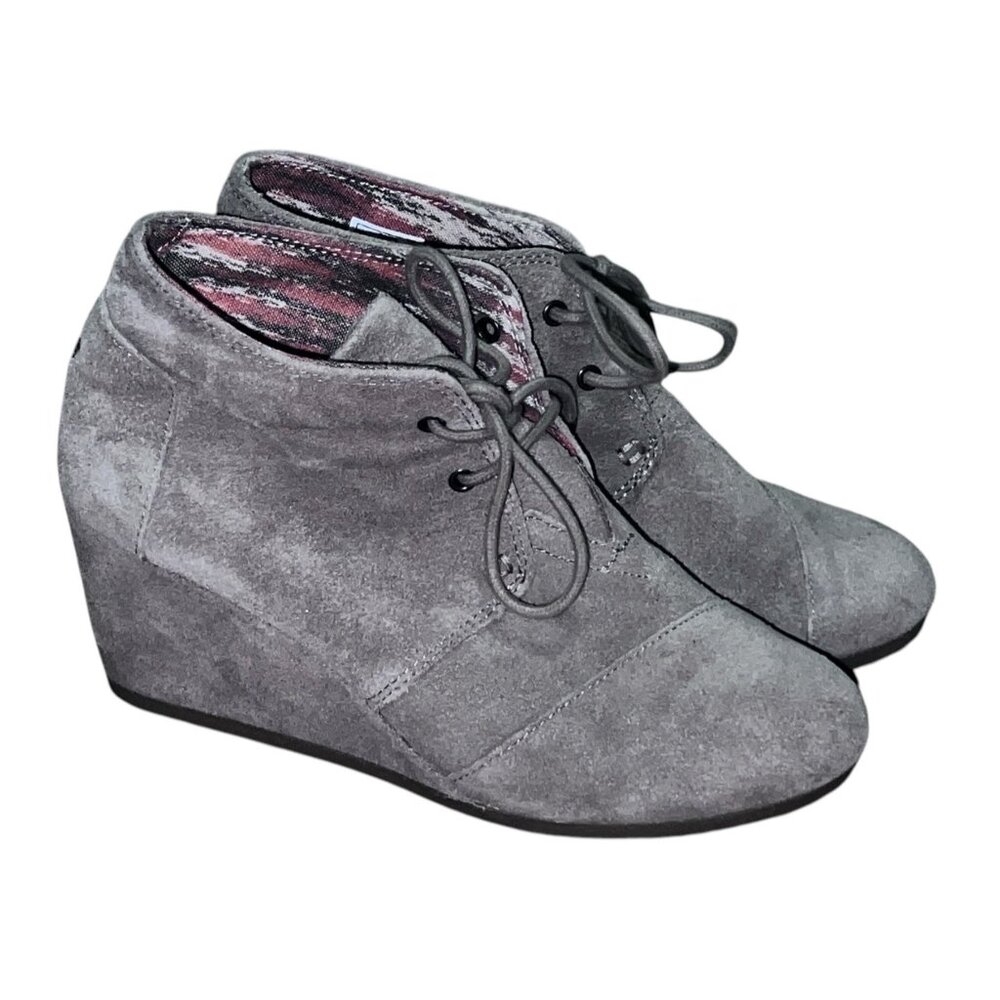 Toms Desert Suede Wedge Ankle Booties Size 8  Beige Comfortable Stylish